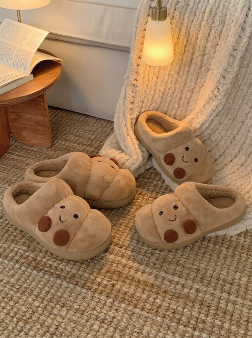 JellyGirly™ Cozy Croissant Slippers