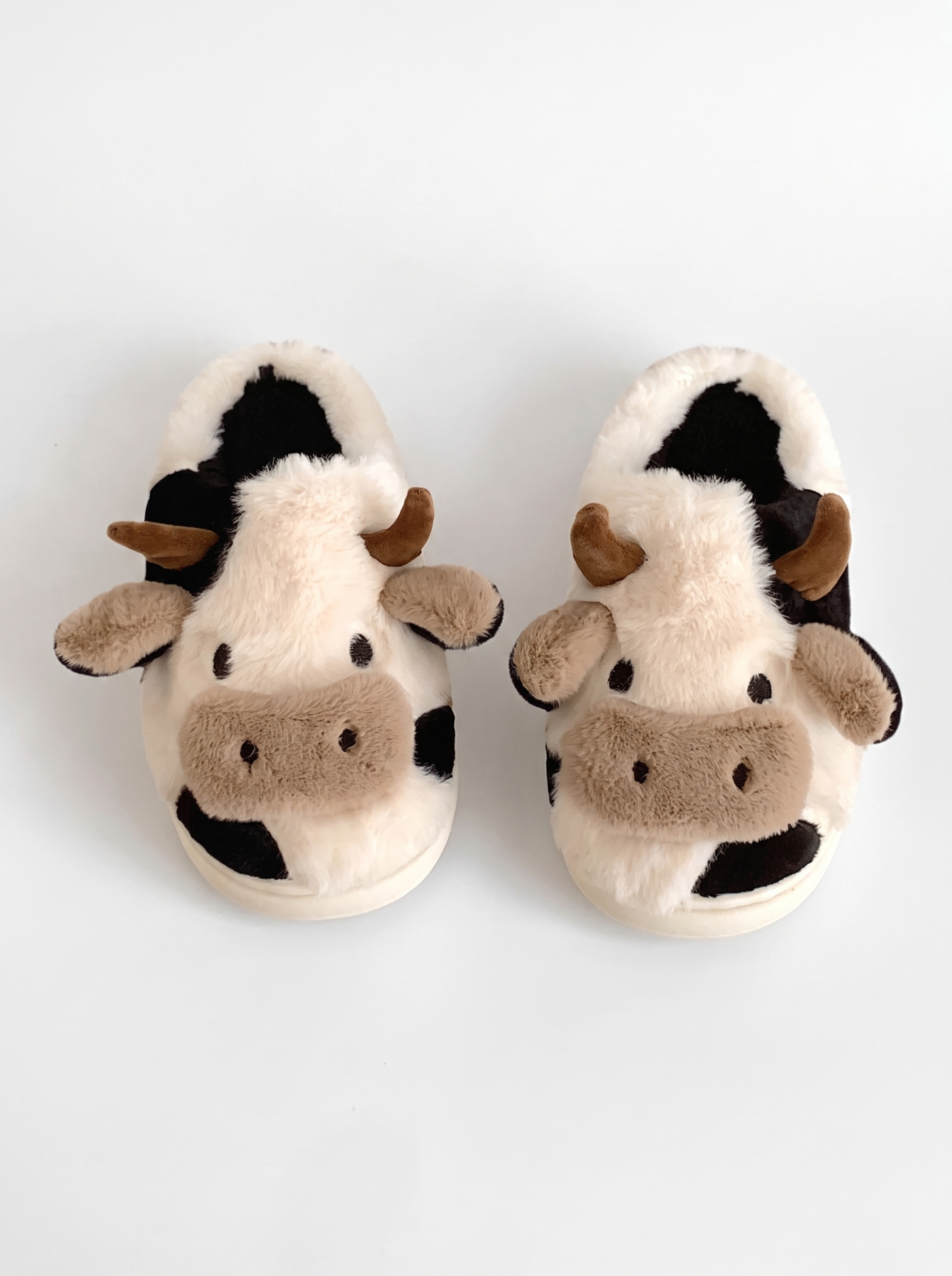 JellyGirly™ Cozy Cow Slippers
